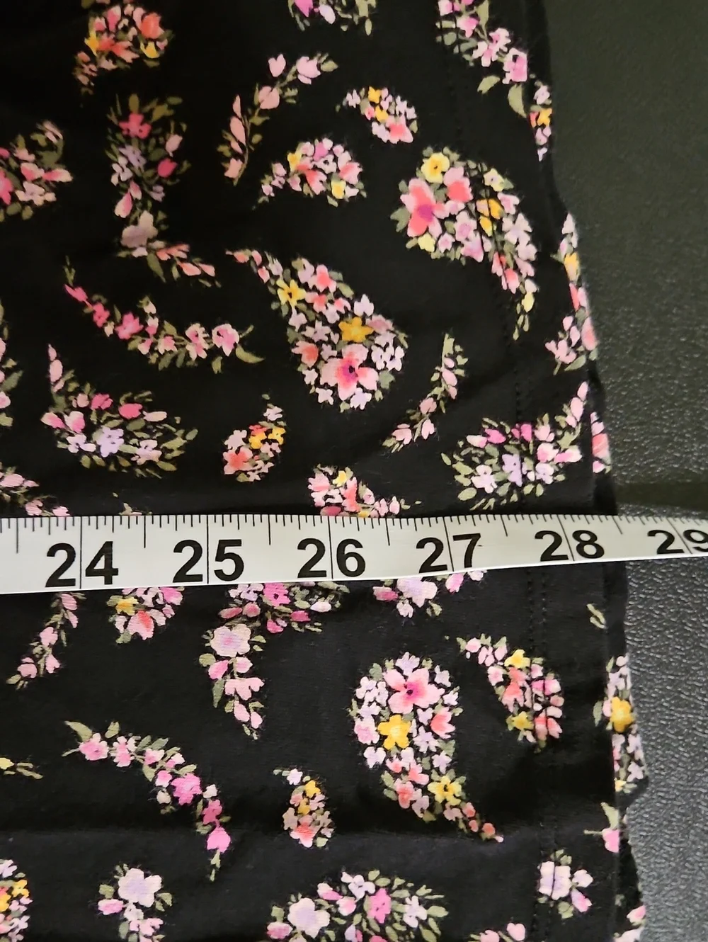 Black Floral Short Sleeve Dress with Pink Accent Old Navy 10/12